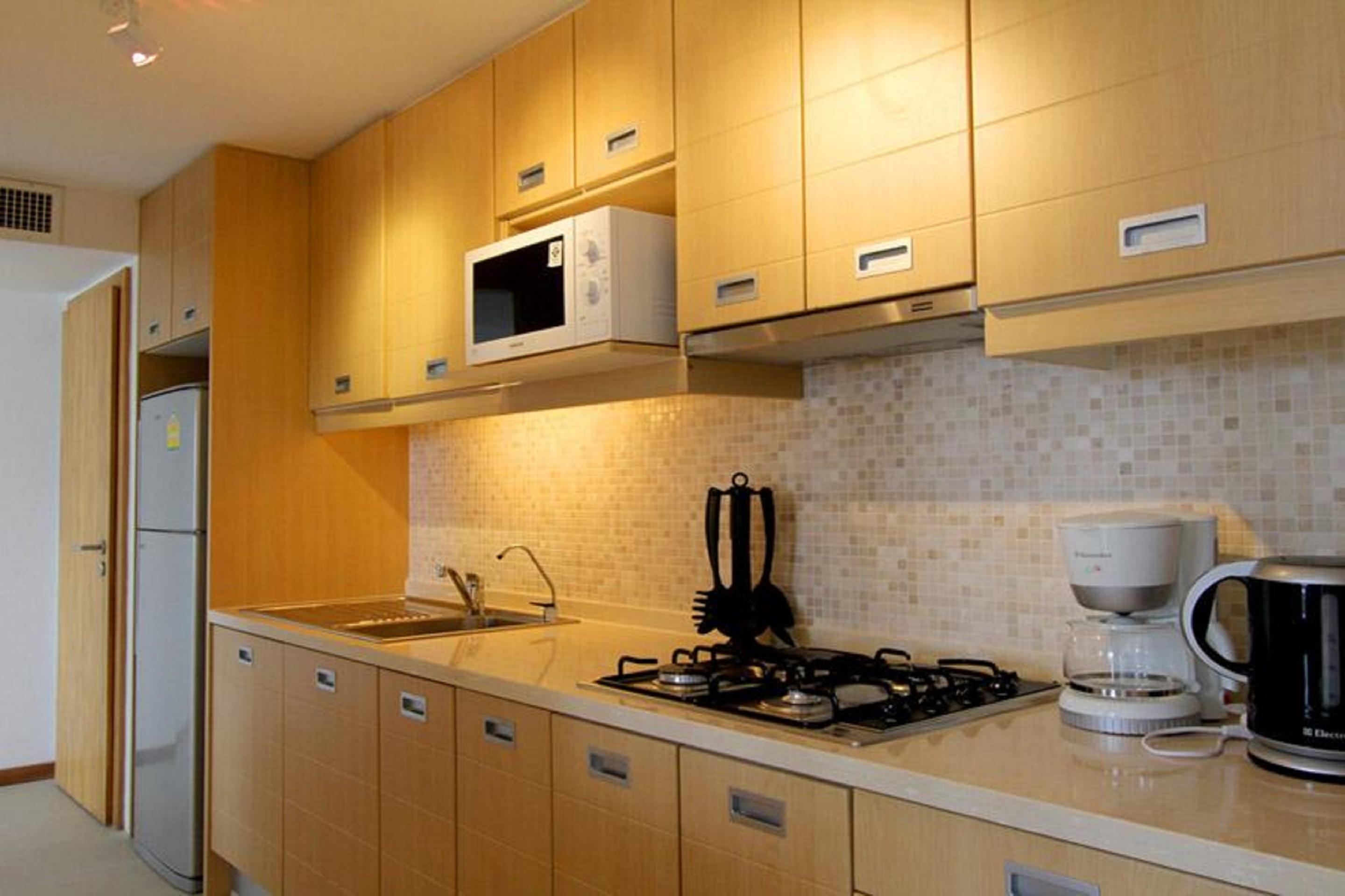 Indochine Resort And Villas - Sha Extra Plus Patong Eksteriør billede A modern kitchen