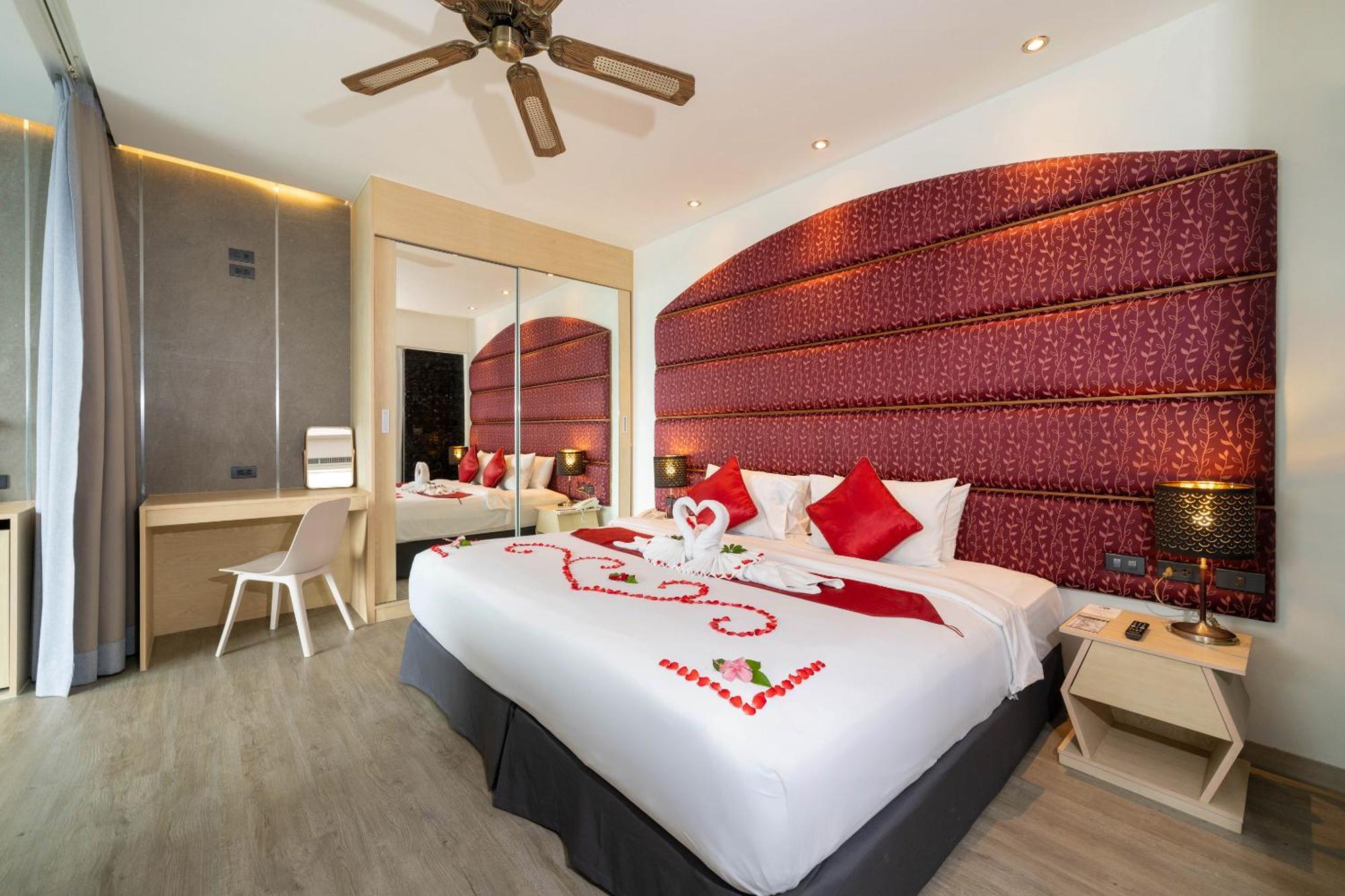 Indochine Resort And Villas - Sha Extra Plus Patong Eksteriør billede Deluxe Room